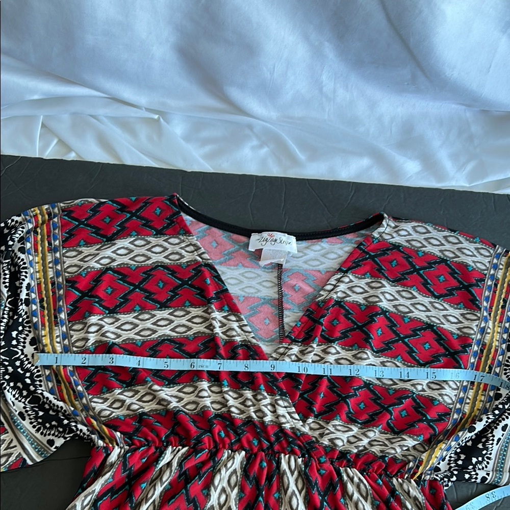 Red and Black V-Neck Dolman Sleeve Mini Dress - Picture 9 of 11